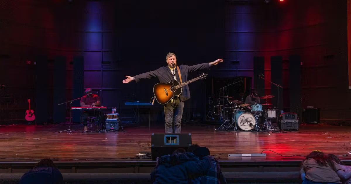 Ben Fuller Christian worship leader and recording artist sharing testimony of freedom from cocaine addiction on Rebuilding Life After Addiction podcast