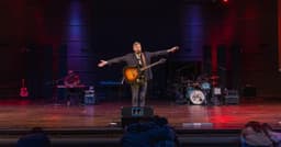 Ben Fuller Christian worship leader and recording artist sharing testimony of freedom from cocaine addiction on Rebuilding Life After Addiction podcast