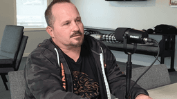 Rob Reynolds sharing his testimony of freedom from addiction